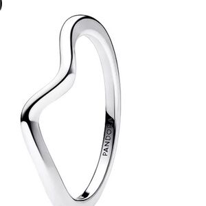 Pandora Silver Wave Ring - Polished Sterling